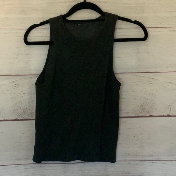 Fabletics Skirt with matching Tank - Picture 5 of 8